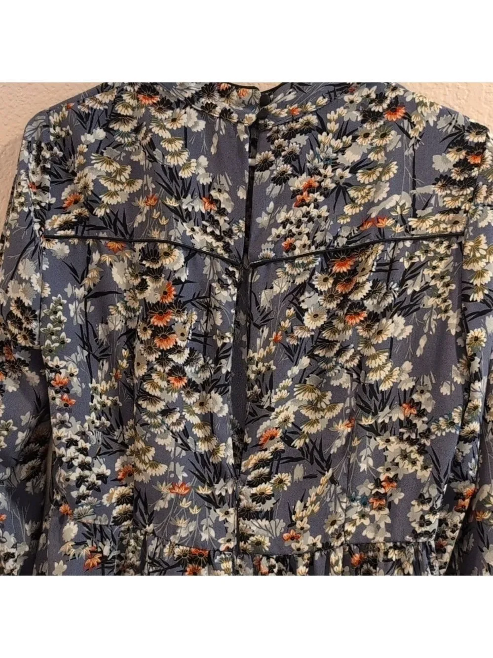 Zara Basic Floral Dress size Large, keyhole on the front,long zipper on the back - Picture 6 of 11